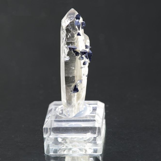 Main Image Anatase on Quartz from Hardangervidda, Norway